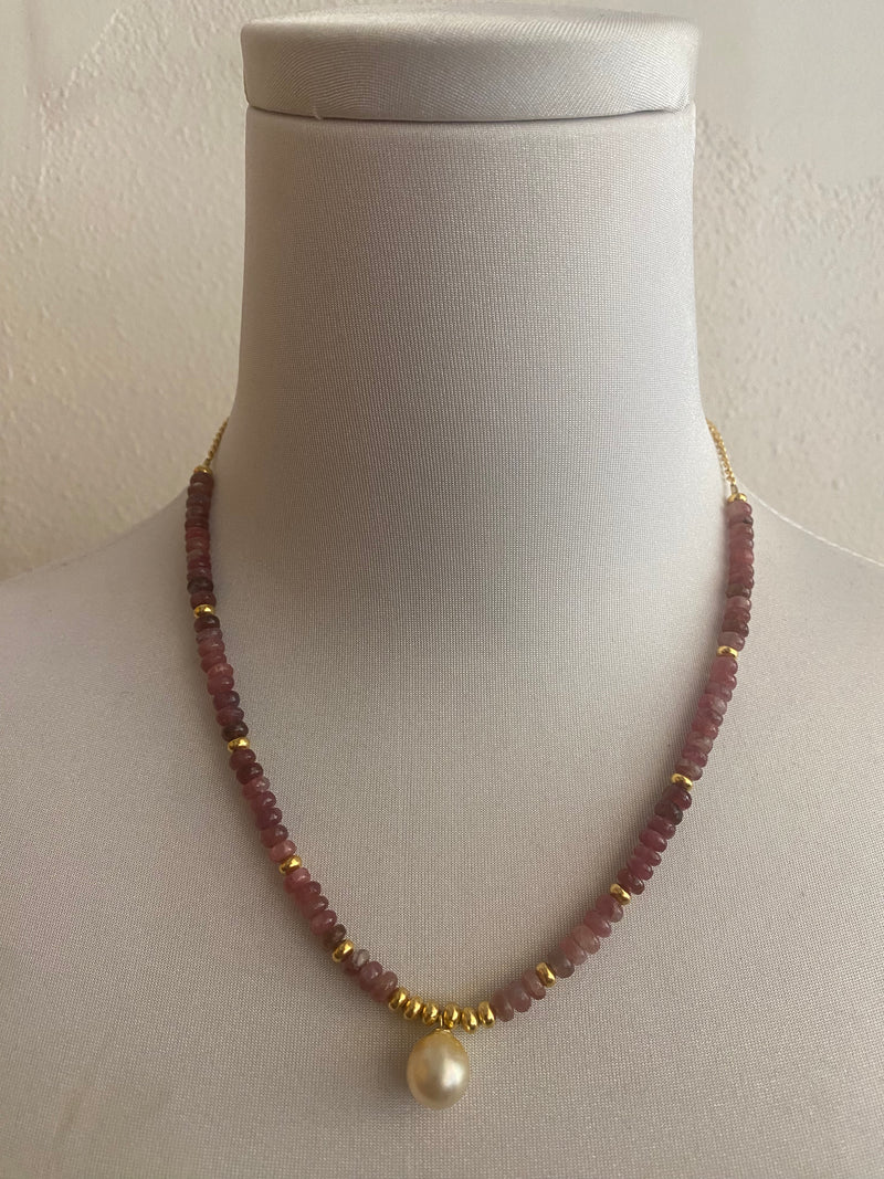 Gemstone and Single Pearl Necklace 