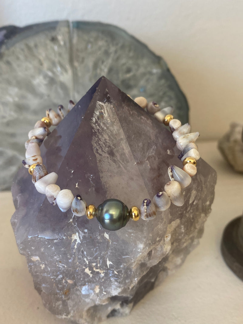 Tiny Cone Shell and Pearl Bracelet