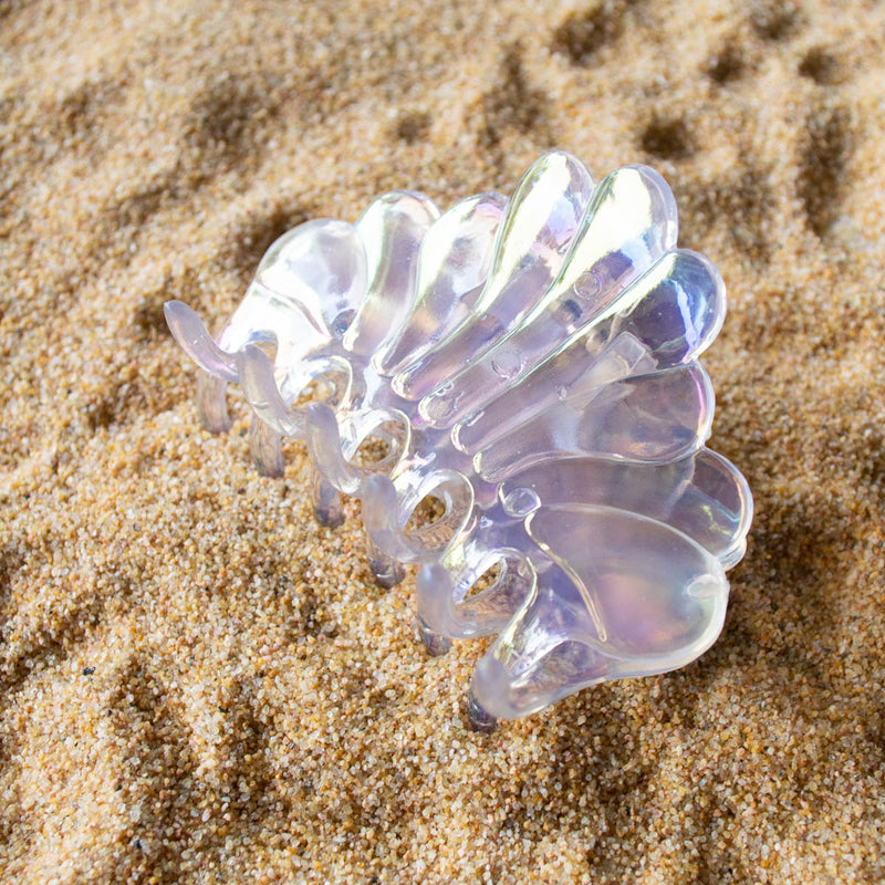 Aura Seashell Clip